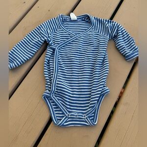 kate quinn onesie size 6-12